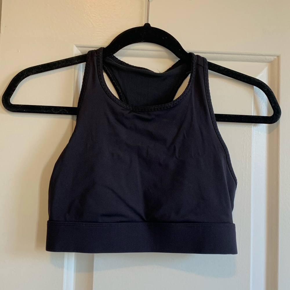 Fabletics sports bra with pockets size xs no padding